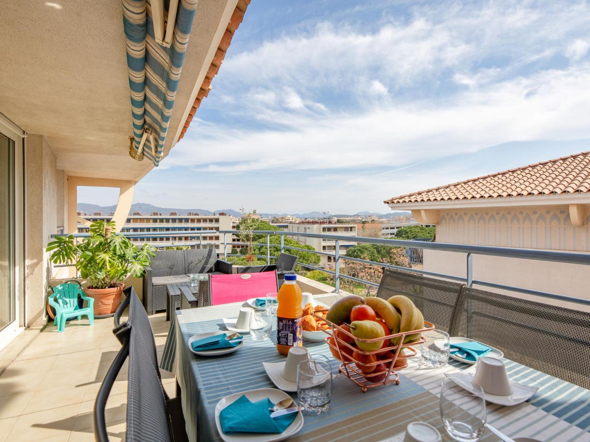 Apartment Royal Marine-2 By Interhome Frejus Bagian luar foto